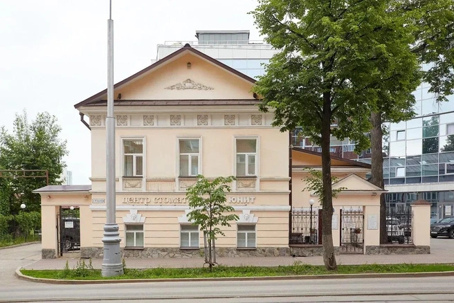 В сети клиник всегда уютно, чисто. В такой обстановке находиться приятнее и комфортнее | Источник: стоматология «ЮНИТ»