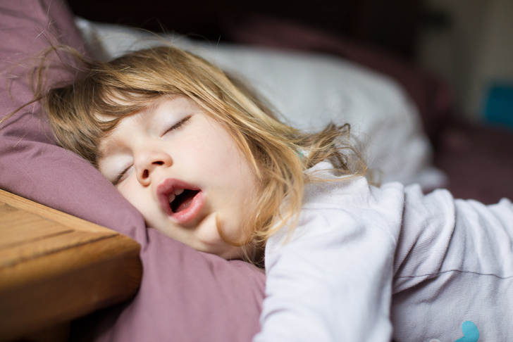 Как разбудить ребенка утром без капризов