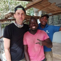 «Литр молока — от 300 рублей»: вахтовик из Сибири рассказал о ценах в Сенегале