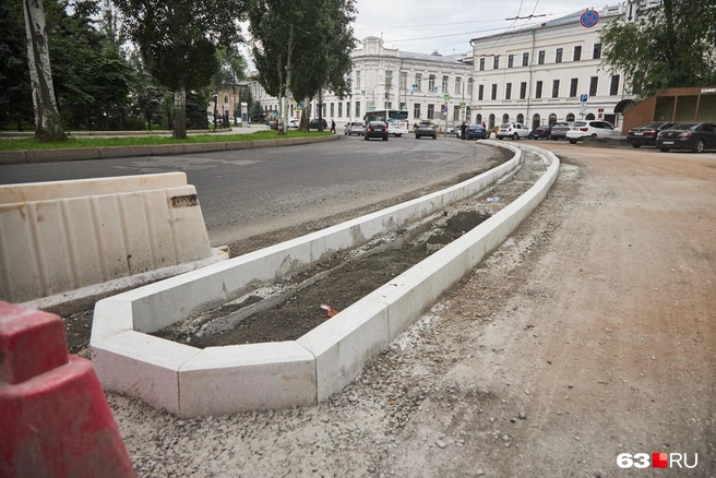 Появление непонятных конструкций вызвало вопросы горожан и активное обсуждение в социальных сетях  | Источник: Роман Данилкин / 63.RU