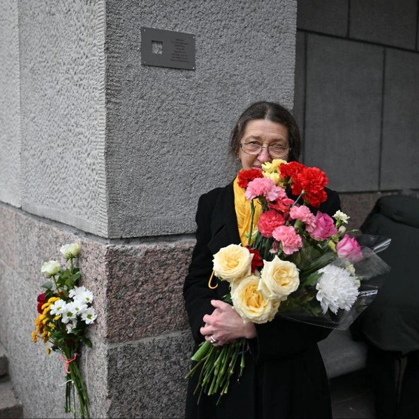 Татьяна Праздникова, заявительница на установку таблички «Последнего адреса» Всеволоду Мейерхольду | Источник: Андрей Бок / «Фонтанка.ру»