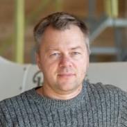 <p>Андрей Иванов</p>