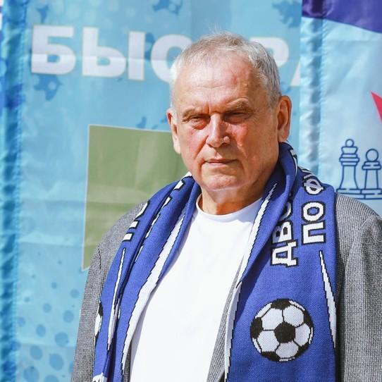 <p>Анатолий Романов</p>