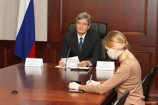 На вопросы ответил зампред башкирского ЦИКа Марат Гадилов | Источник: ЦИК РБ