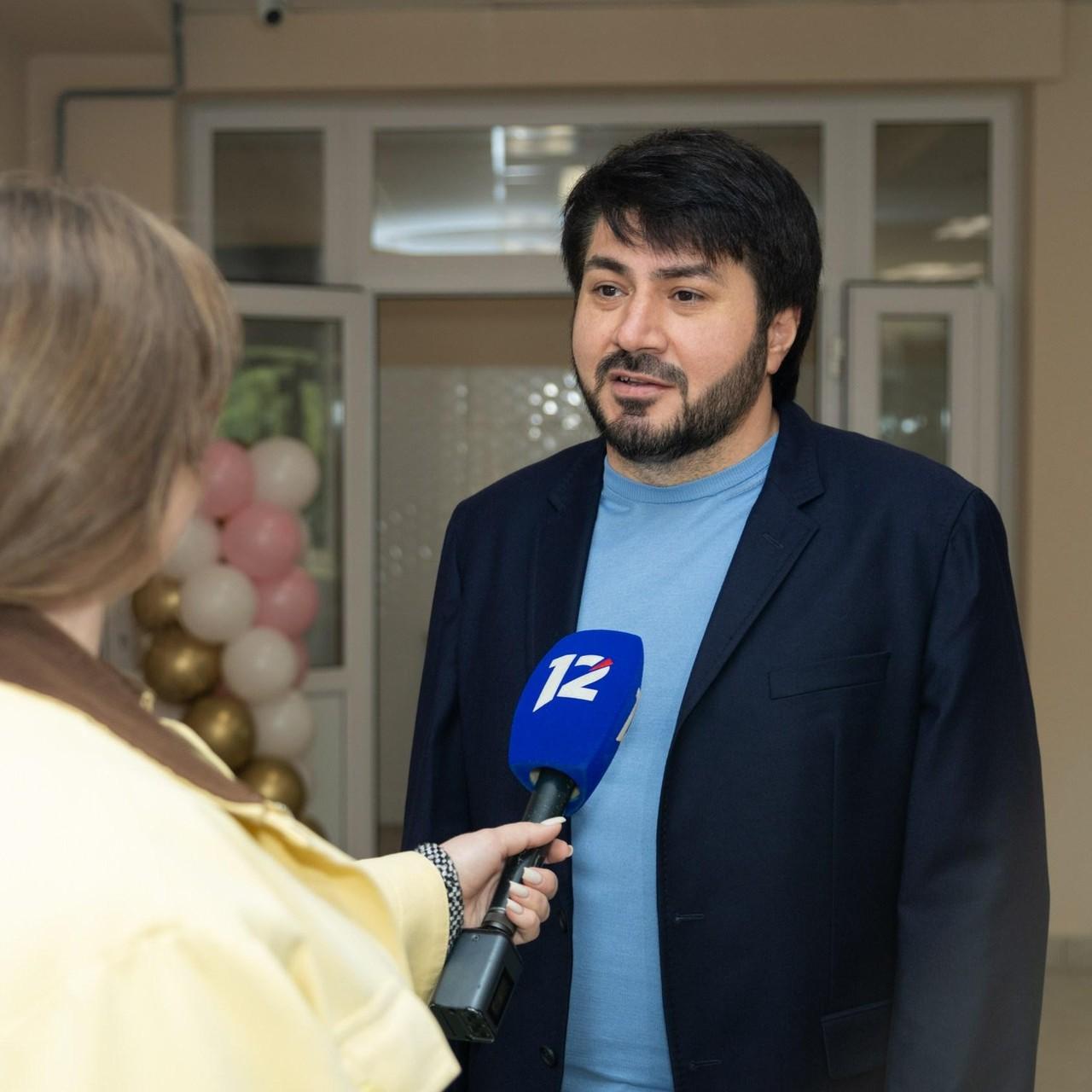 <p>Хусайн Закриев</p>