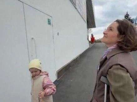 Вход для маломобильных посетителей остался закрыт | Источник: Сергей Островский