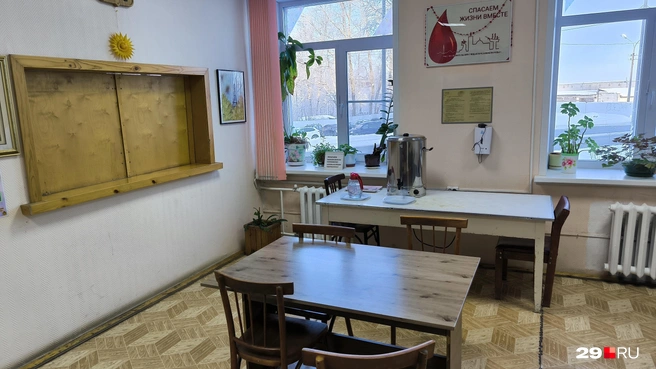 Буфет, где можно попить чая | Источник: Юрий Скородумов / 29.RU