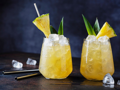 Лето в стакане — за пять минут: рецепт тропического коктейля