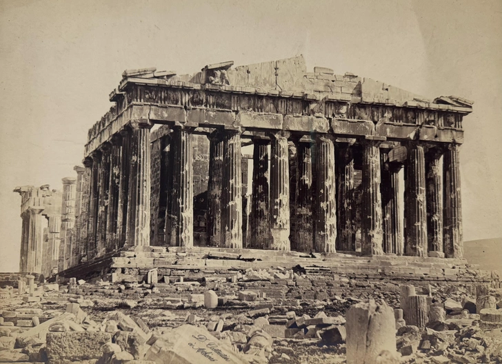 Димитрис Константинос. «Афинский акрополь. Парфенон». 1850–1860-е гг. Альбуминовый отпечаток. | Источник: пресс-служба выставки
