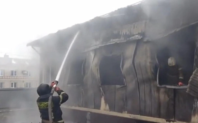 Сгорело помещение в 120 метров | Источник: пресс-служба ГУ МЧС по Курганской области