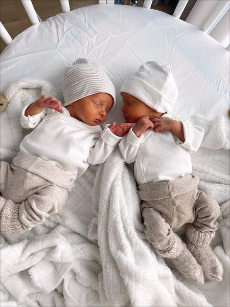 «Ноль шансов на выживание», — канадские брат и сестра родились самыми недоношенными близнецами в мире