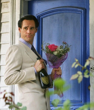 Какое вино подарить женщине на 8 Марта: 5 беспроигрышных вариантов