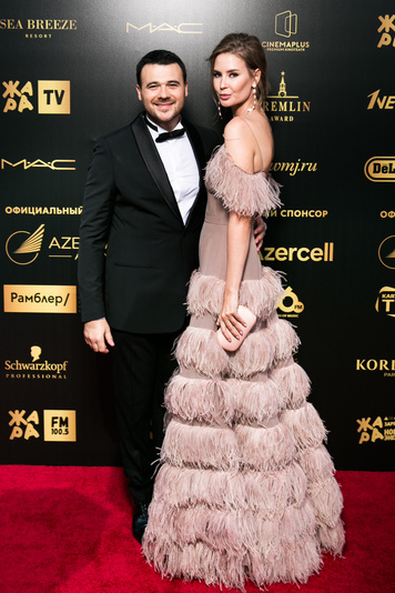 Эмин Агаларов и Алена Гаврилова на премии «Жара Music Awards-2019»