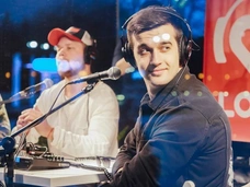 Красавцы Love Radio и Олег Терновой в live-студии Парка Горького