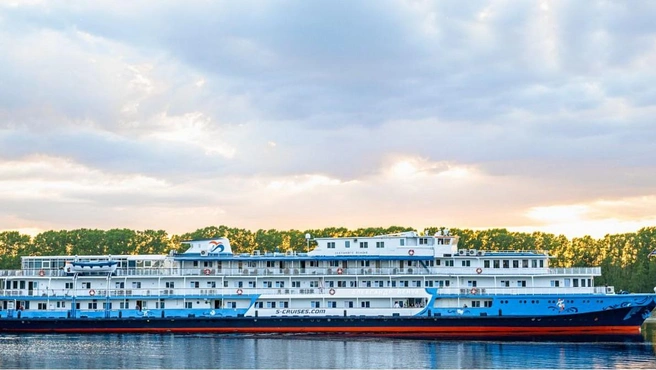 «Александр Бенуа» | Источник: s-cruises.com