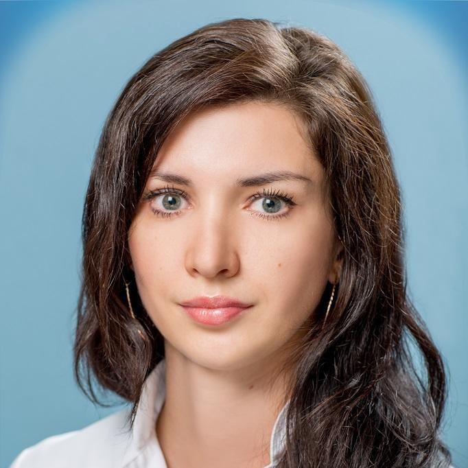 Елена Стрельцова