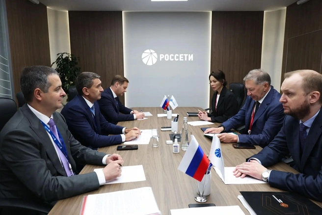 Сотрудничество компаний — это создание энергетической основы для одного из ключевых инвестпроектов Дальнего Востока и России | Источник: ООО «УДОКАНСКАЯ МЕДЬ»