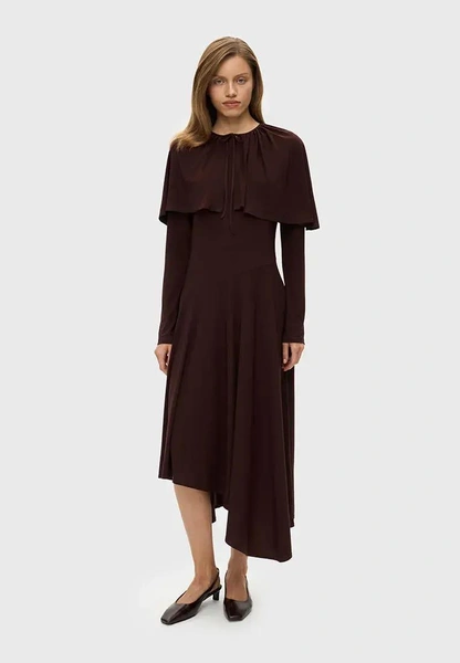 10 трикотажных платьев, которые заменят весь зимний гардероб