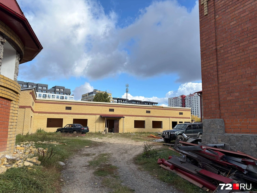Дома активно разбирают | Источник: Мария Токмакова / 72.RU