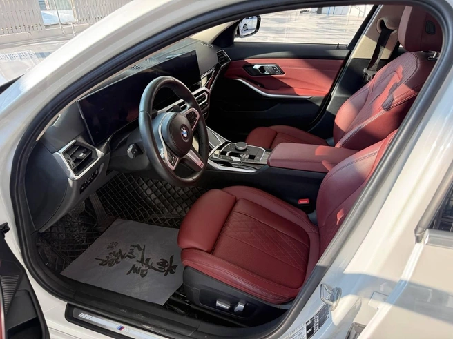 BMW 320Li: 2023 год, задний привод и двухлитровый турбодвигатель мощностью 156&nbsp;л.&nbsp;с., пробег 23&nbsp;000&nbsp;км&nbsp;— цена под ключ от 3&nbsp;230&nbsp;000 рублей | Источник: CarexKorea