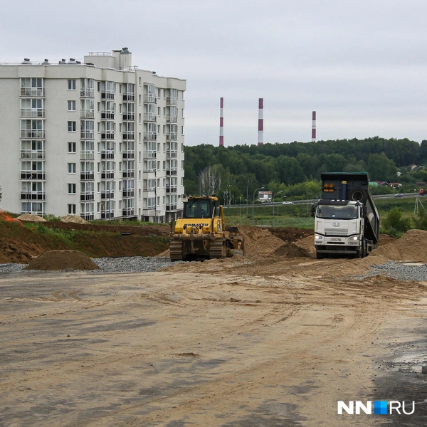 Дорога пройдёт рядом с ЖК «Новинки Smart City» | Источник: Наталья Бурухина / NN.RU