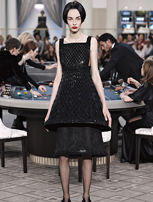 Неделя Высокой моды в Париже: Chanel FW2015/16