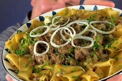 Бешбармак за 15 минут: быстрый рецепт от блогера