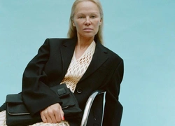 Памела Андерсон без макияжа позирует в новой съемке Proenza Schouler
