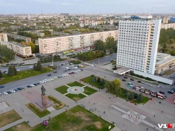 Подрядчику предстоит завершить все работы менее чем за две недели | Источник: Алексей Волхонский / V1.RU