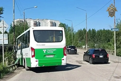 В больнице после ДТП с автобусом в Приамурье остаются трое