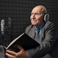 Любимый голос: Николай Дроздов озвучил новый выпуск «Сказок Севера» с историями о животных