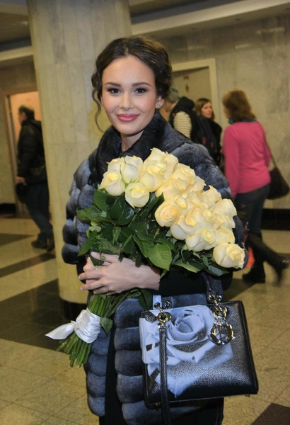 Аида Гарифуллина | www.starhit.ru