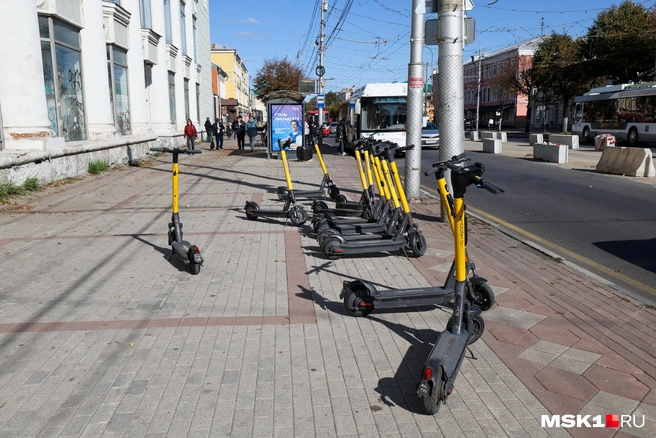 В еще одном округе Подмосковья запретили аренду электросамокатов | Источник: Артём Устюжанин / MSK1.RU