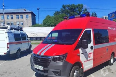 Три человека пострадали после взрыва газового баллона в Новосибирске