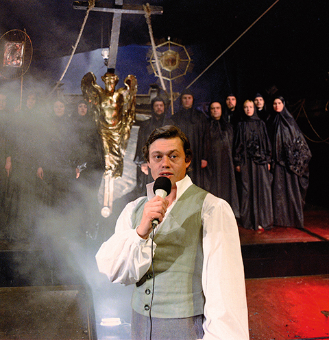 Наряд Караченцова из спектакля «Юнона и Авось» можно будет увидеть в Бахрушинском музее