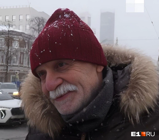 Вячеслав&nbsp;— настоящий Дед Мороз! | Источник: Кирилл Кушнов / E1. RU