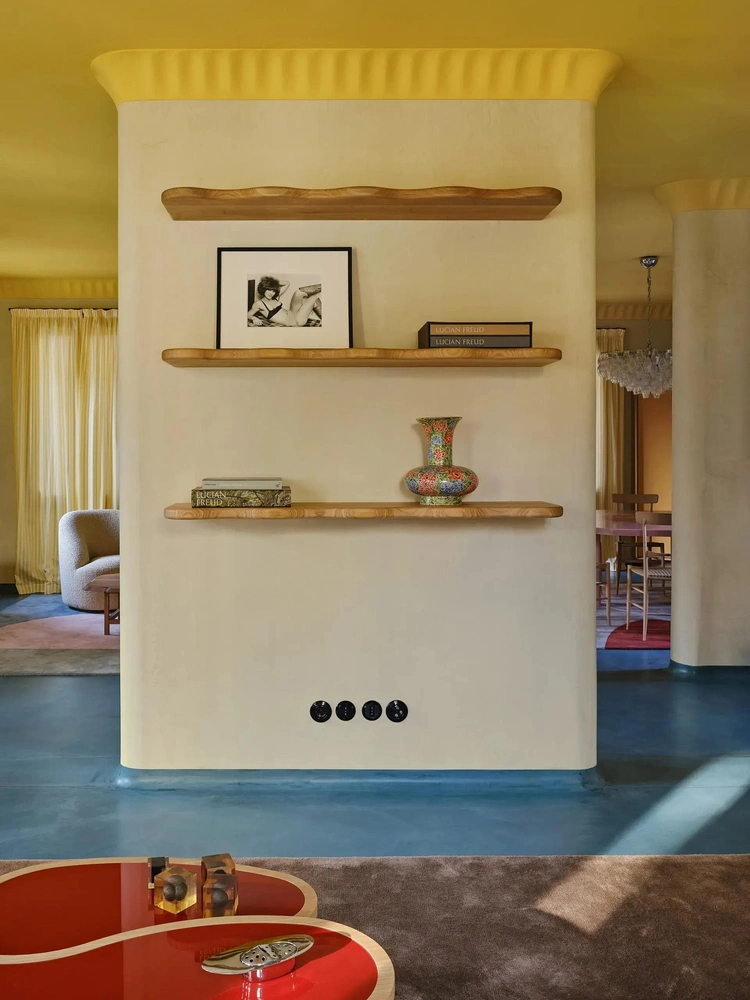 Давайте посмотрим виллу на Лидо по дизайну Луки Гуаданьино | Источник: Джулио Гирарди