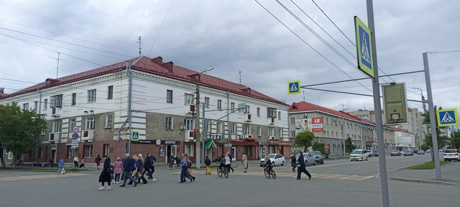 Застраивать многоэтажками улицу Коли Мяготина начали в середине 1950-х годов | Источник: Анна Сарапульцева /45.RU