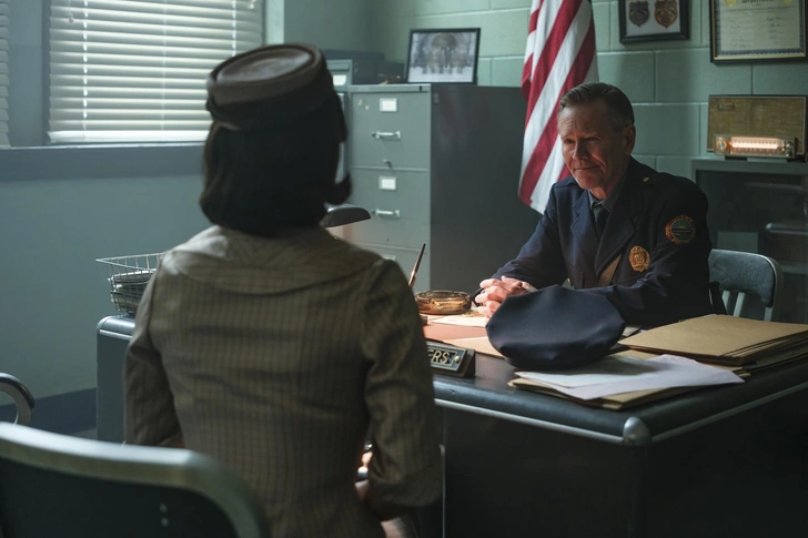 Одну из ролей исполняет Джеймс Ремар, известный по «Декстеру»