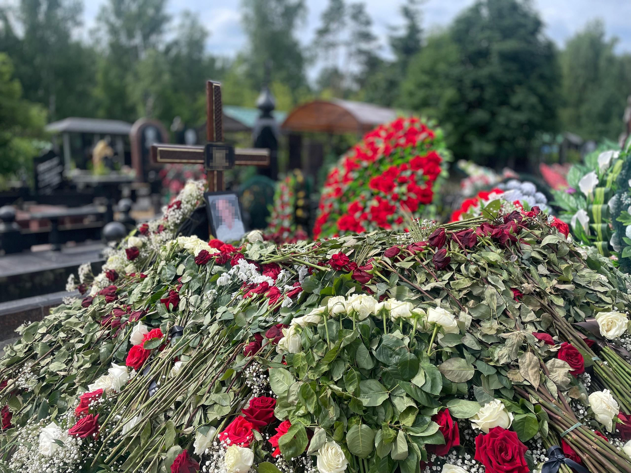 Тестя ямальского губернатора похоронили на элитном кладбище в Тюмени