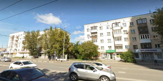 Эти пятиэтажки — первые в городе дома без чердаков | Источник: «Яндекс Карты