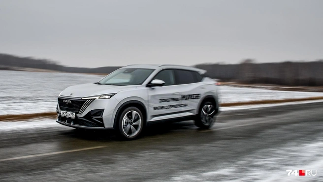 По паспорту разгон от 0 до 100 км/час занимает 8,2 секунды. В реальности проверить не удалось | Источник: Артем Краснов