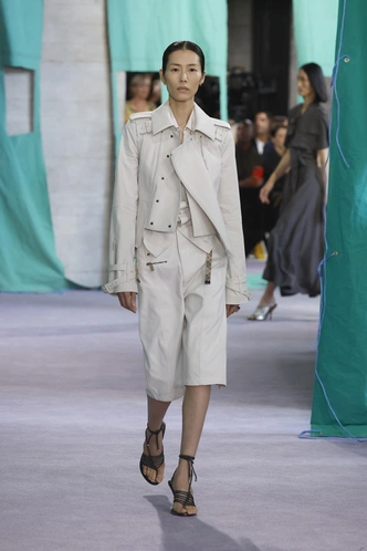 Burberry ss25 | Источник: Legion Media