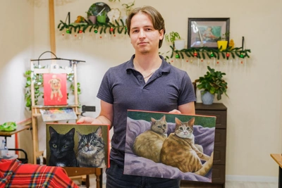 Perm Locksmith Quits Factory to Paint Pet Portraits, Now Earns Like Multiple Repairmen