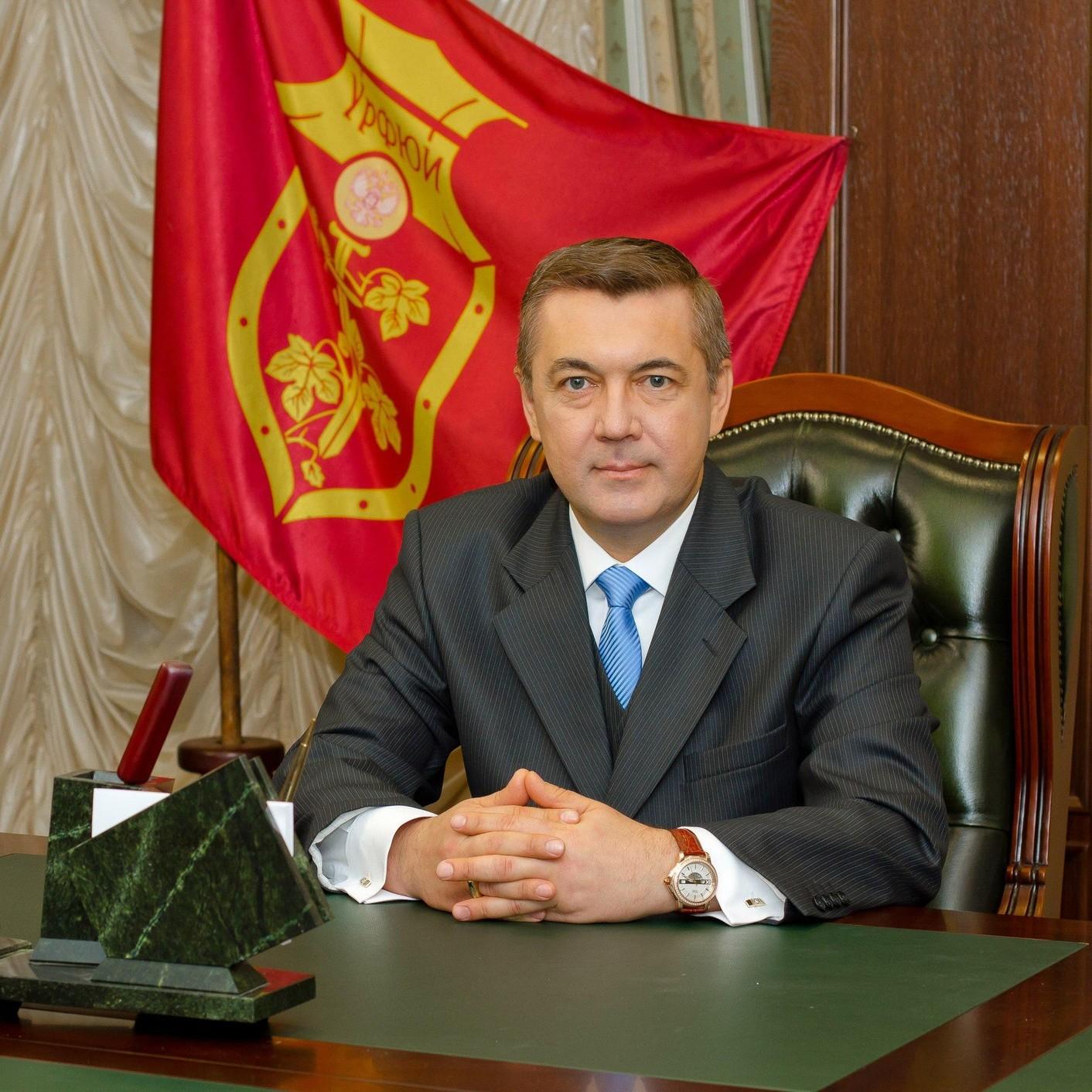<p>Владислав Назаров</p>
