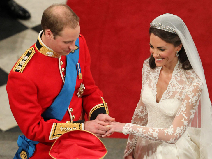 Не простое украшение: каким должно быть обручальное кольцо королевской особы