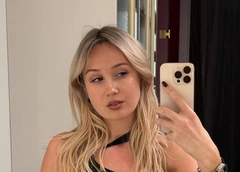 «Влад Лисовец меня стебет, что я его косплею»: Клава Кока неудачно сменила имидж