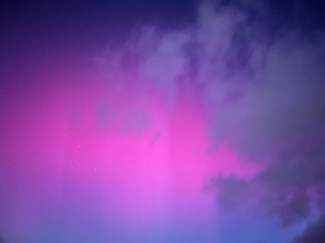 А вы успели насладиться необычным небом? | Источник: читатель 74.RU