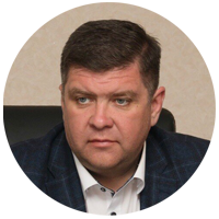 В самой гуще политических вопросов и Борис Беляев — главный по ЖКХ