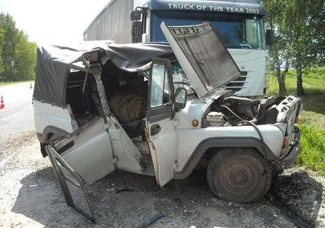 Два человека получили травмы при столкновении Iveco и УАЗ | ya62.ru
